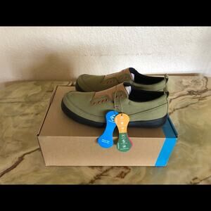 REGGETA CANOE Men’s Sneakers Captain Atom Green Size 12 NWB